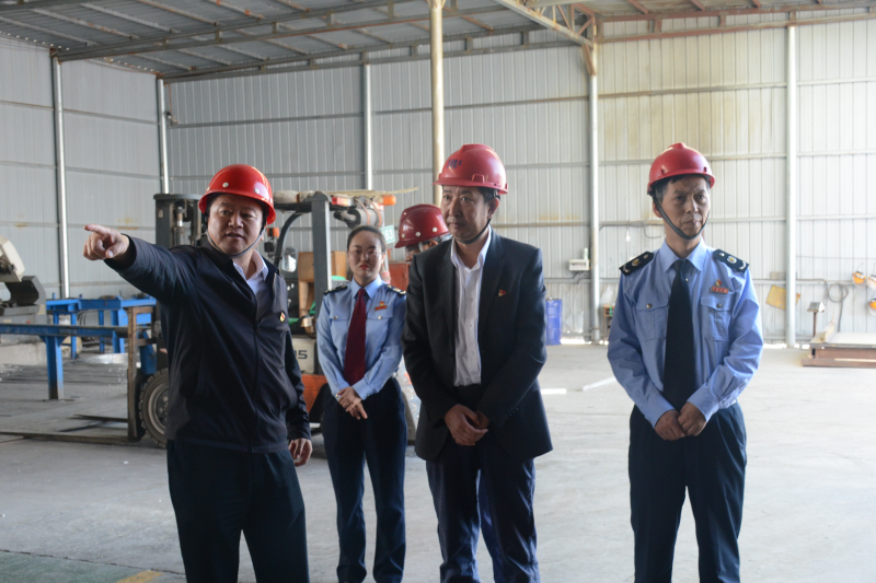 西寧市稅務(wù)局黨委書(shū)記、局長(zhǎng)劉興華蒞臨 青海物產(chǎn)工業(yè)投資有限公司調(diào)研