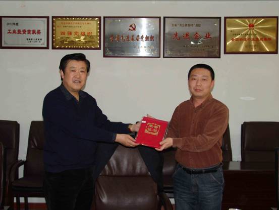 立足本職做貢獻(xiàn)，巾幗建功展風(fēng)采